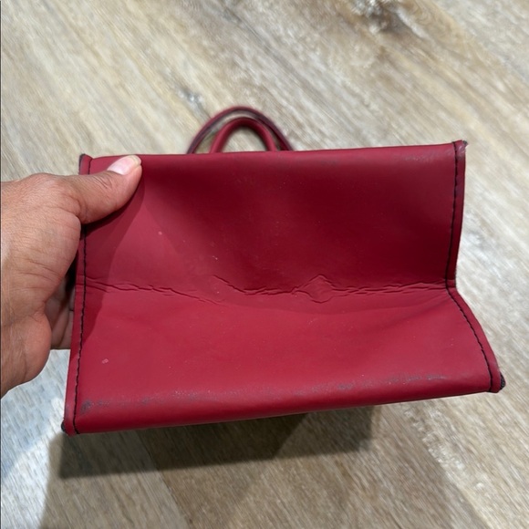 Alan Stuart Red Tote with Structured Design - Picture 5 of 7